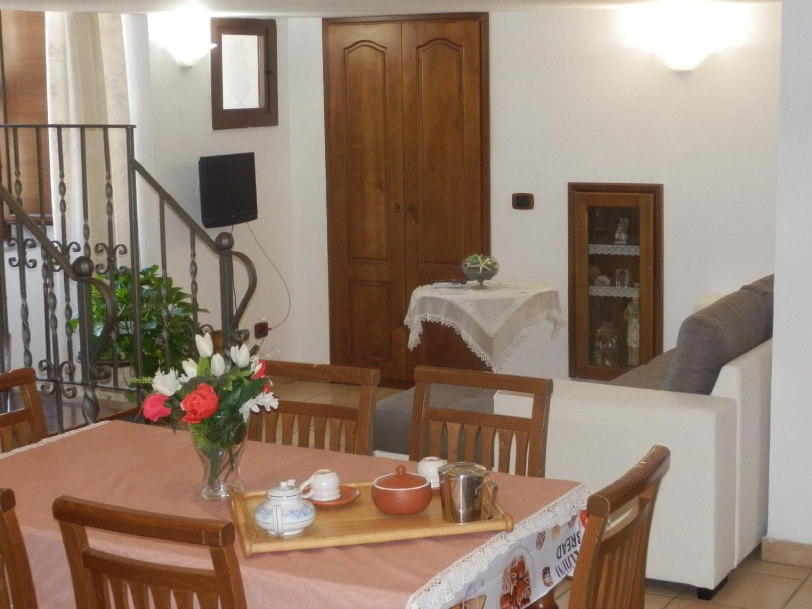 A Casa Di Maria Apartment เนเปิลส์ ภายนอก รูปภาพ