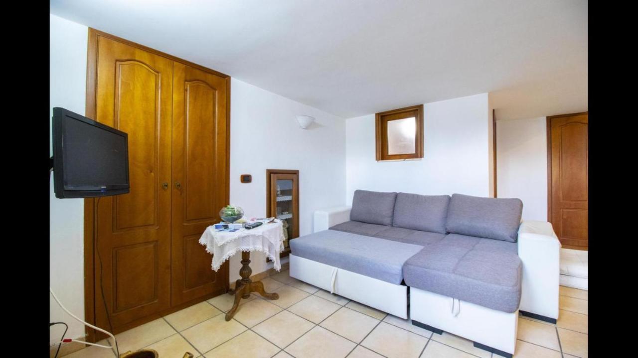 A Casa Di Maria Apartment เนเปิลส์ ภายนอก รูปภาพ