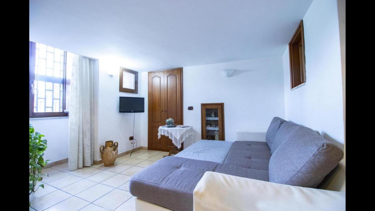 A Casa Di Maria Apartment เนเปิลส์ ภายนอก รูปภาพ